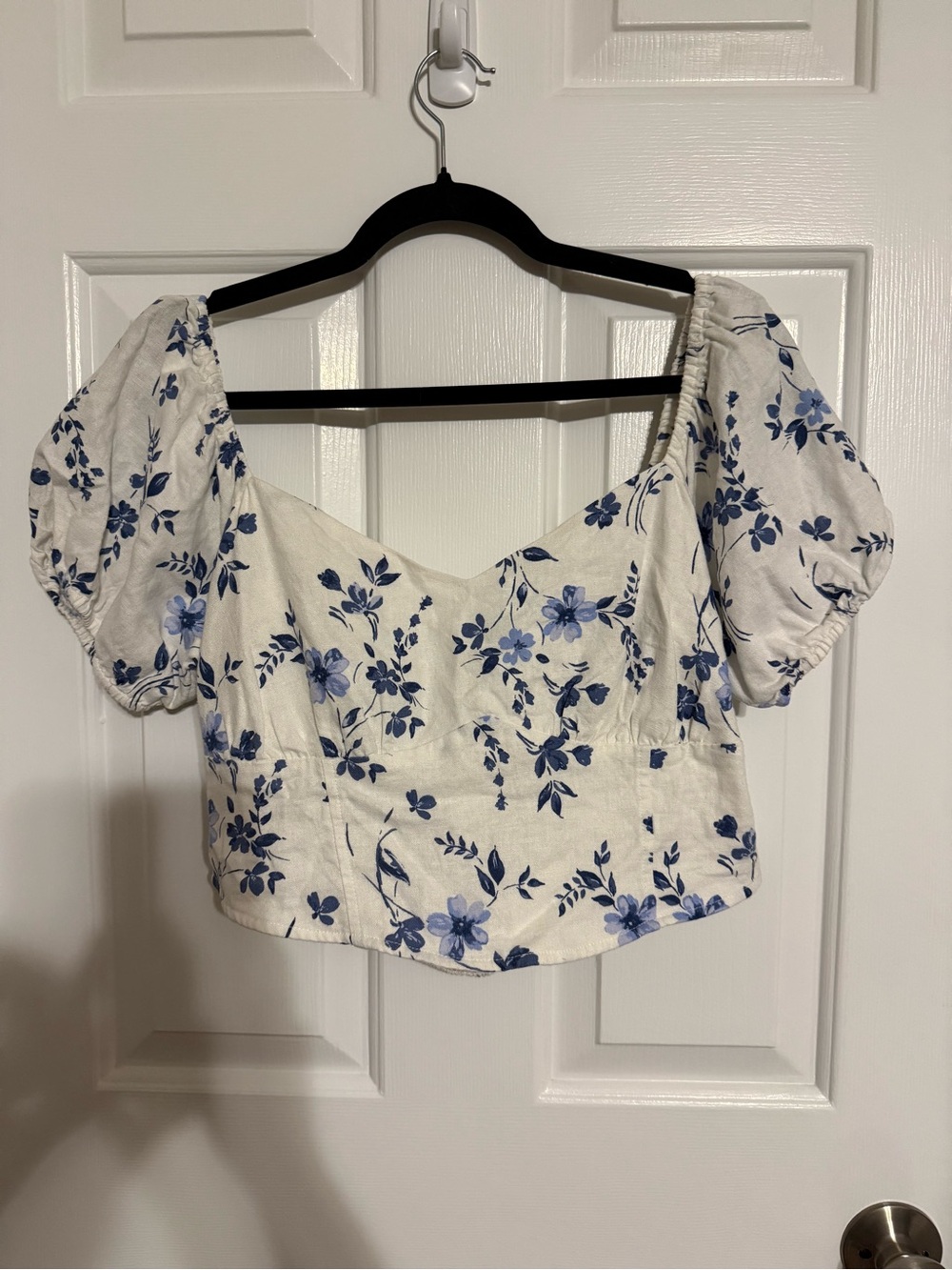 Hollister Blue Floral Linen Blend Puff Sleeve Tie-Back Crop Top - XL
